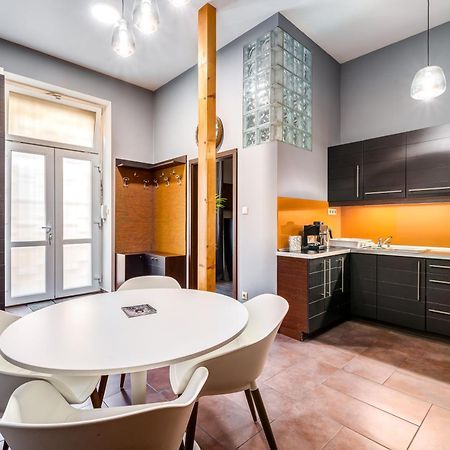Oktogon Four Residence Budapest Ngoại thất bức ảnh