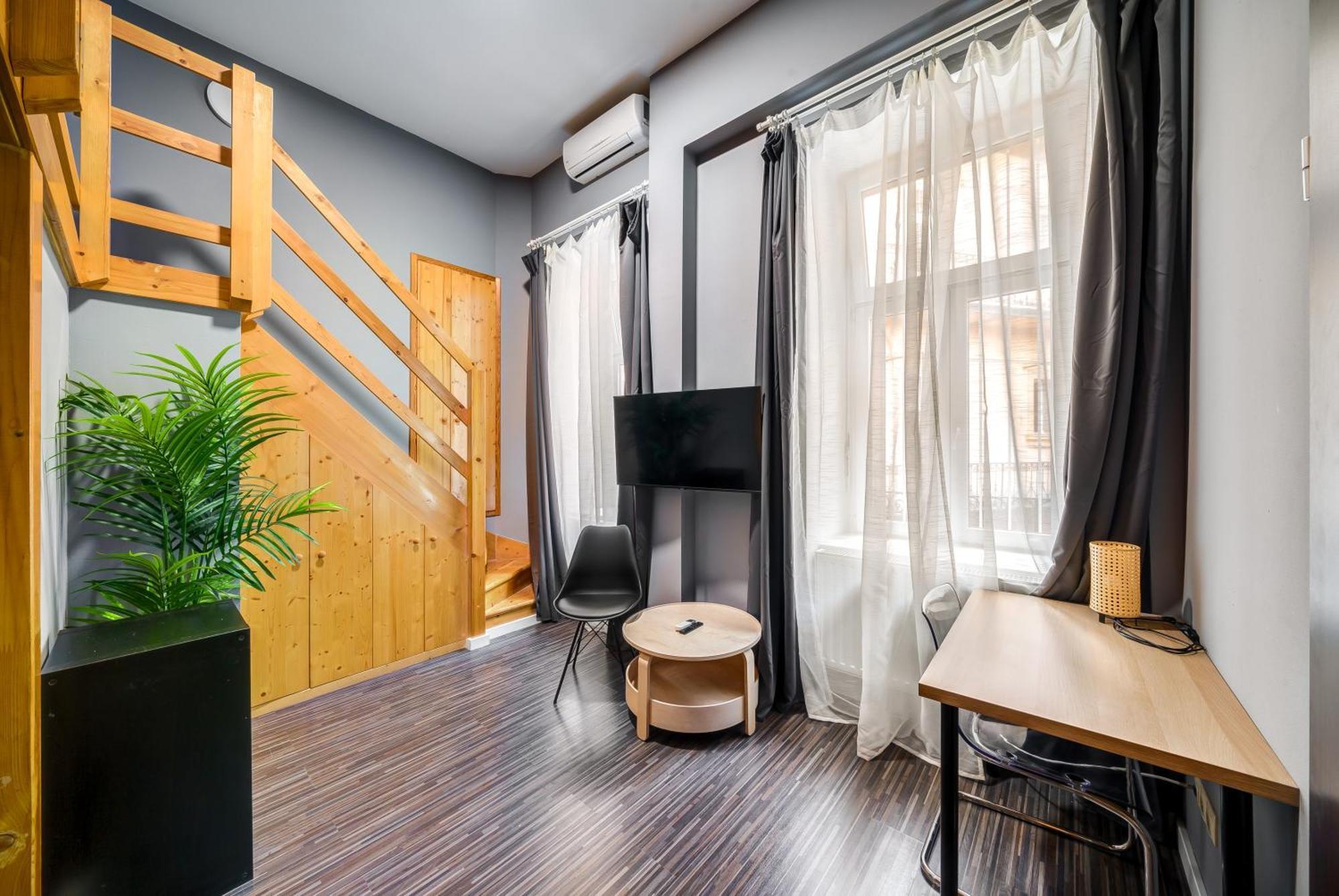Oktogon Four Residence Budapest Ngoại thất bức ảnh